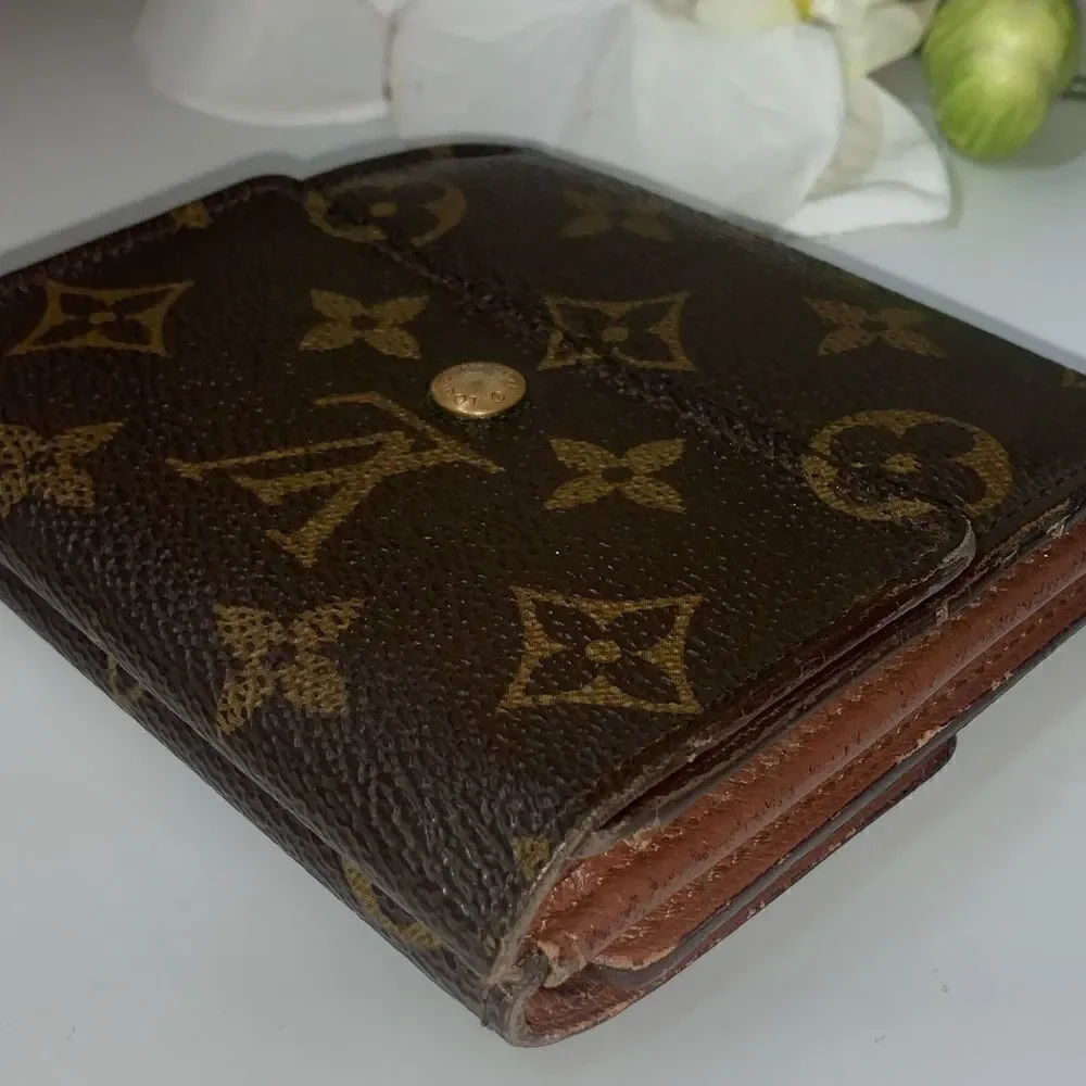 Authentic Louis Vuitton Monogram Elise Compact Wallet
